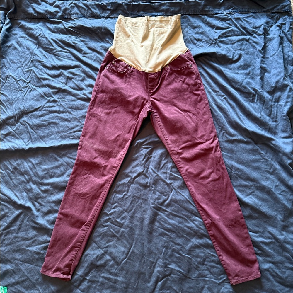 GAP Maternity True Skinny Jeans in Burgundy